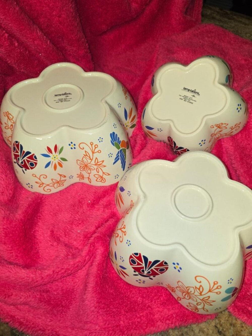 Temp-tations Set of 3 Figural Nesting Bowls - NEW - Seasonal Garden Pattern - Picture 5 of 7